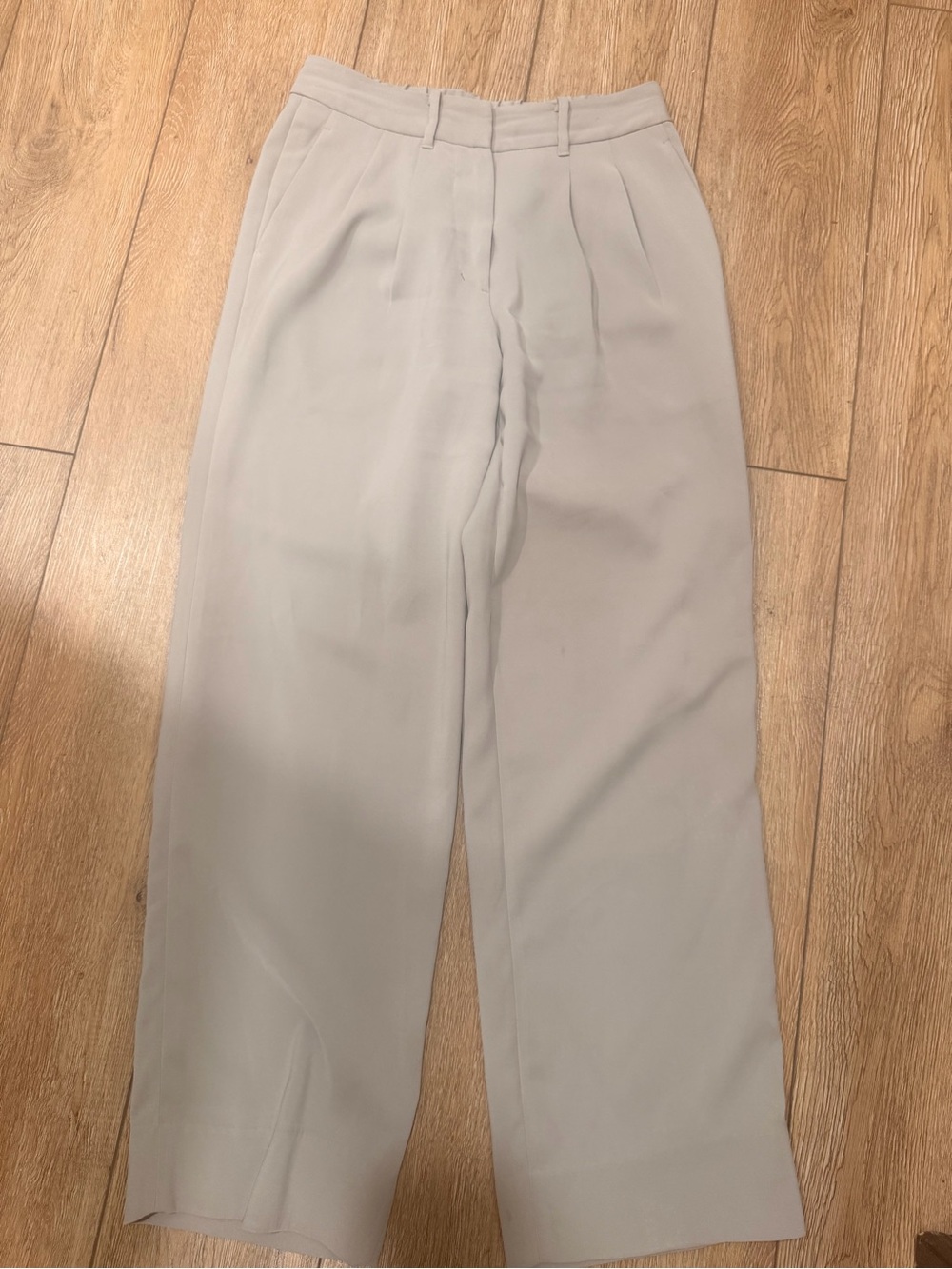 Quince Men's Straight-Leg Chinos in Light Gray